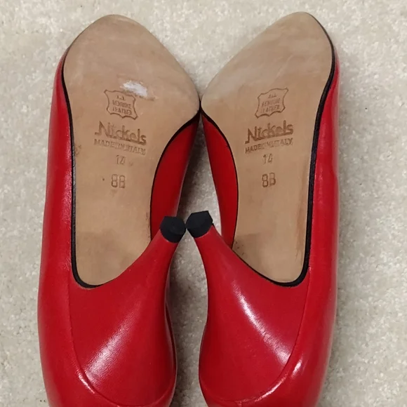 Nickels Women's Red Pumps - Picture 6 of 9